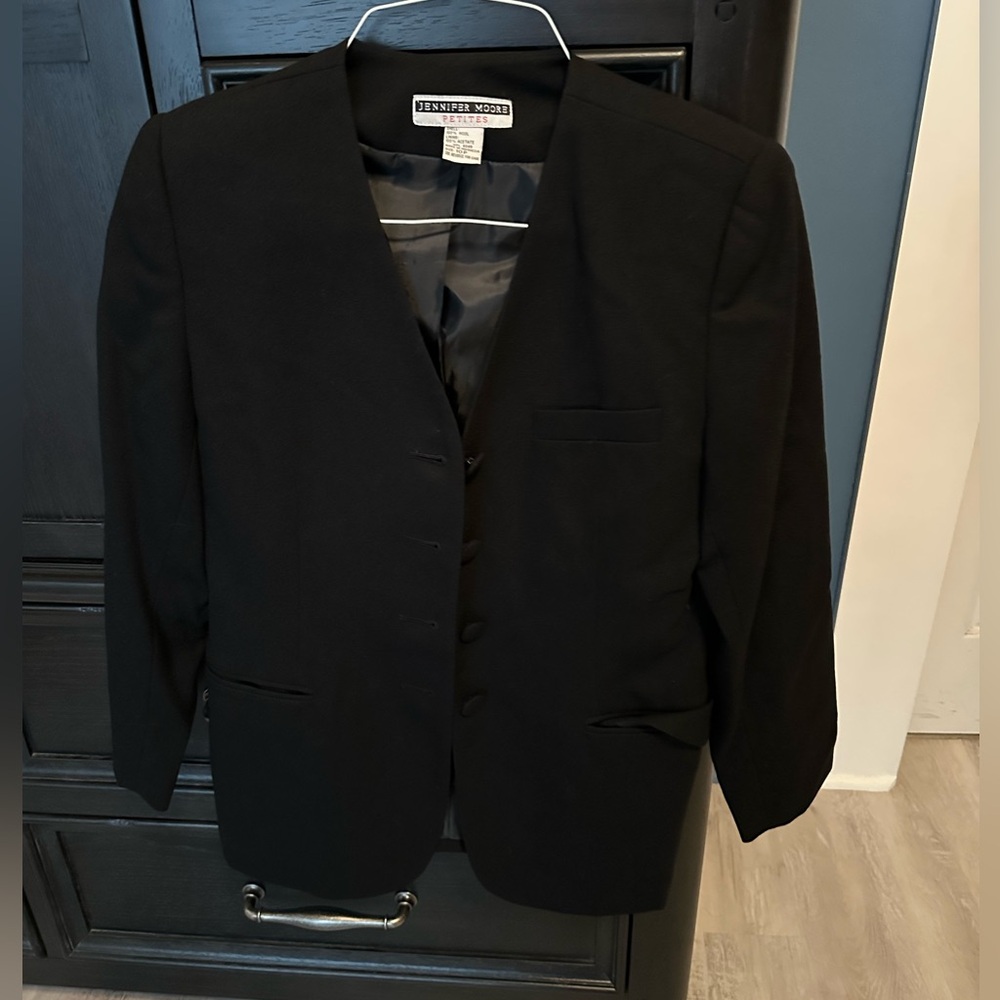 Black blazer by Jennifer Moore, size 10petite